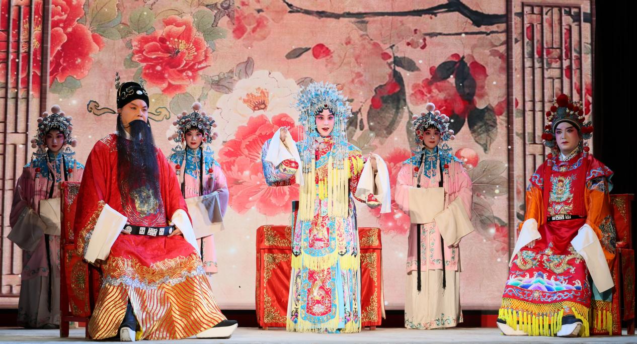 “梨花杯”全国青少年戏曲教育教学成果展示活动省内展演盛装启幕