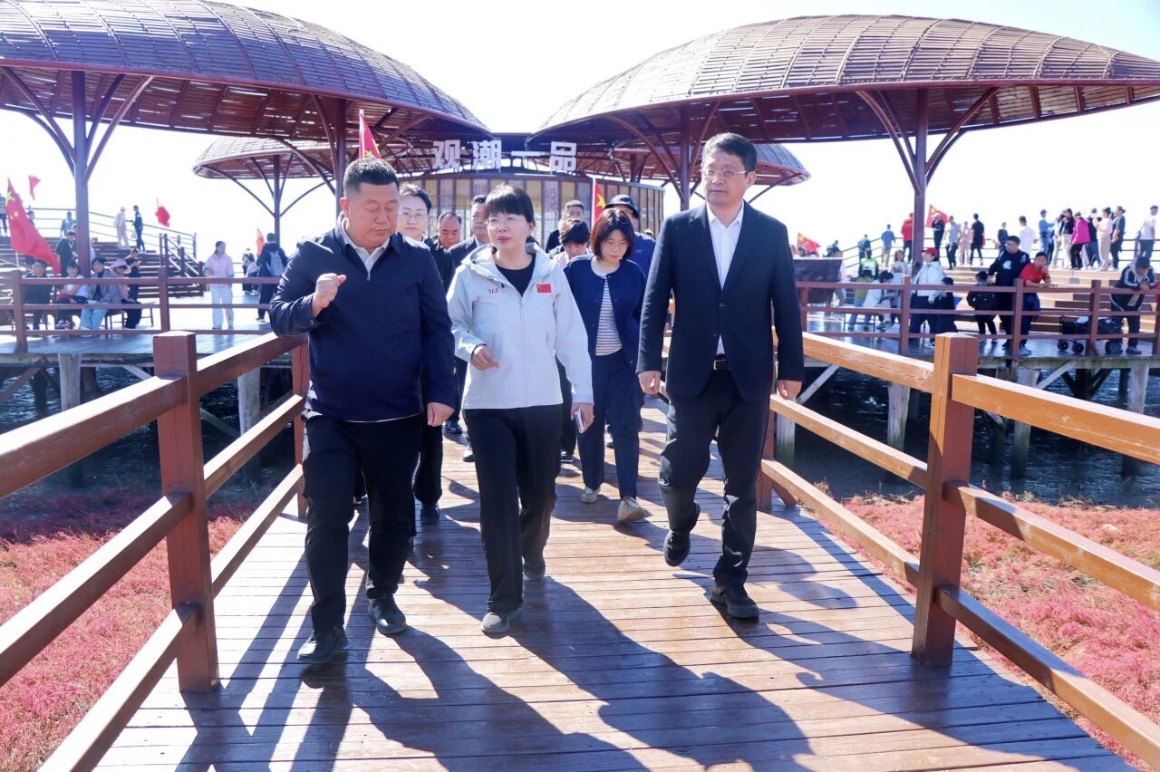 黄芳赴盘锦市督导国庆假日文旅市场安全生产和执法工作